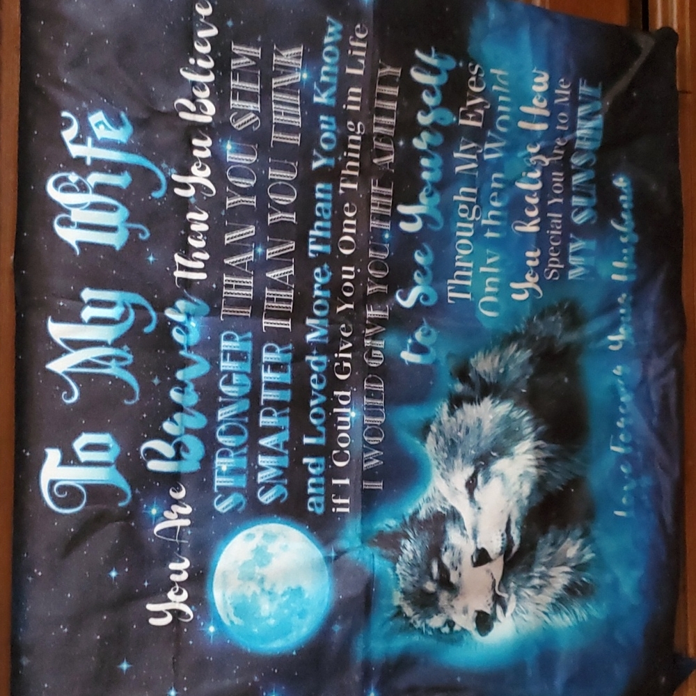 Wolf throw pillow cover